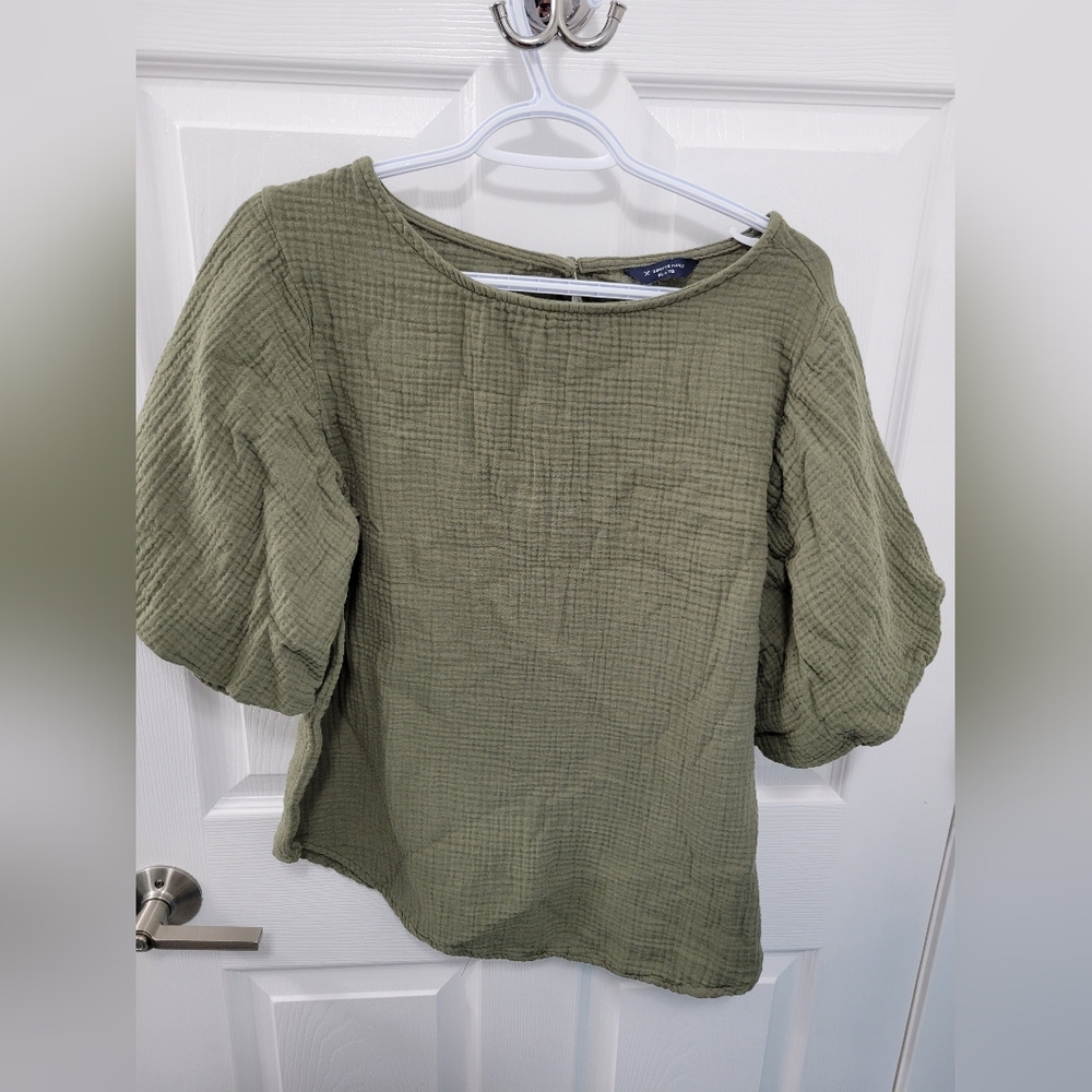 Denver Hayes olive green top xl